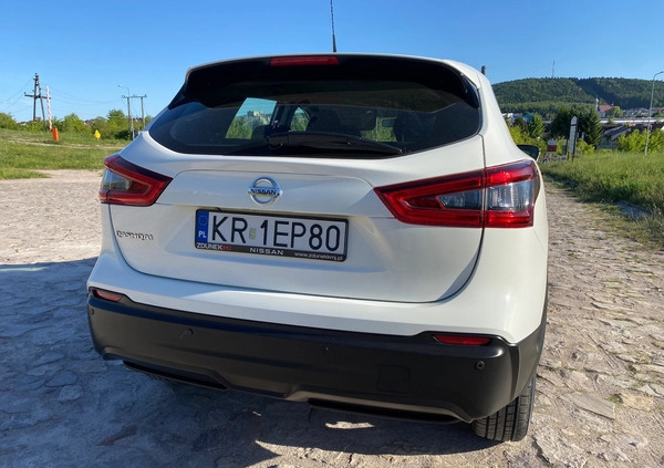 Nissan Qashqai cena 60900 przebieg: 224000, rok produkcji 2018 z Kielce małe 529